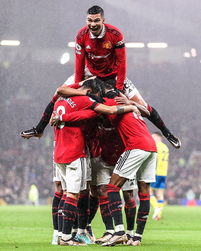 轻的英格兰 轻的英格兰